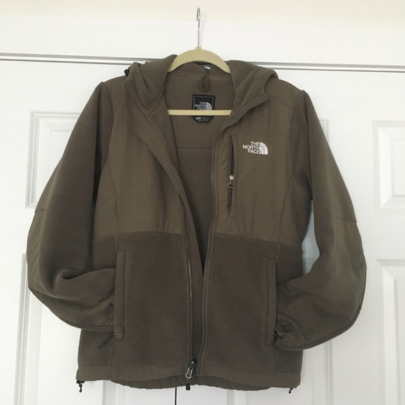 The North Face Jackets & Blazers - The North Face Green Hooded Jacket